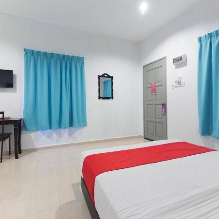 Alpha Motel Pantai Cenang  Buitenkant foto