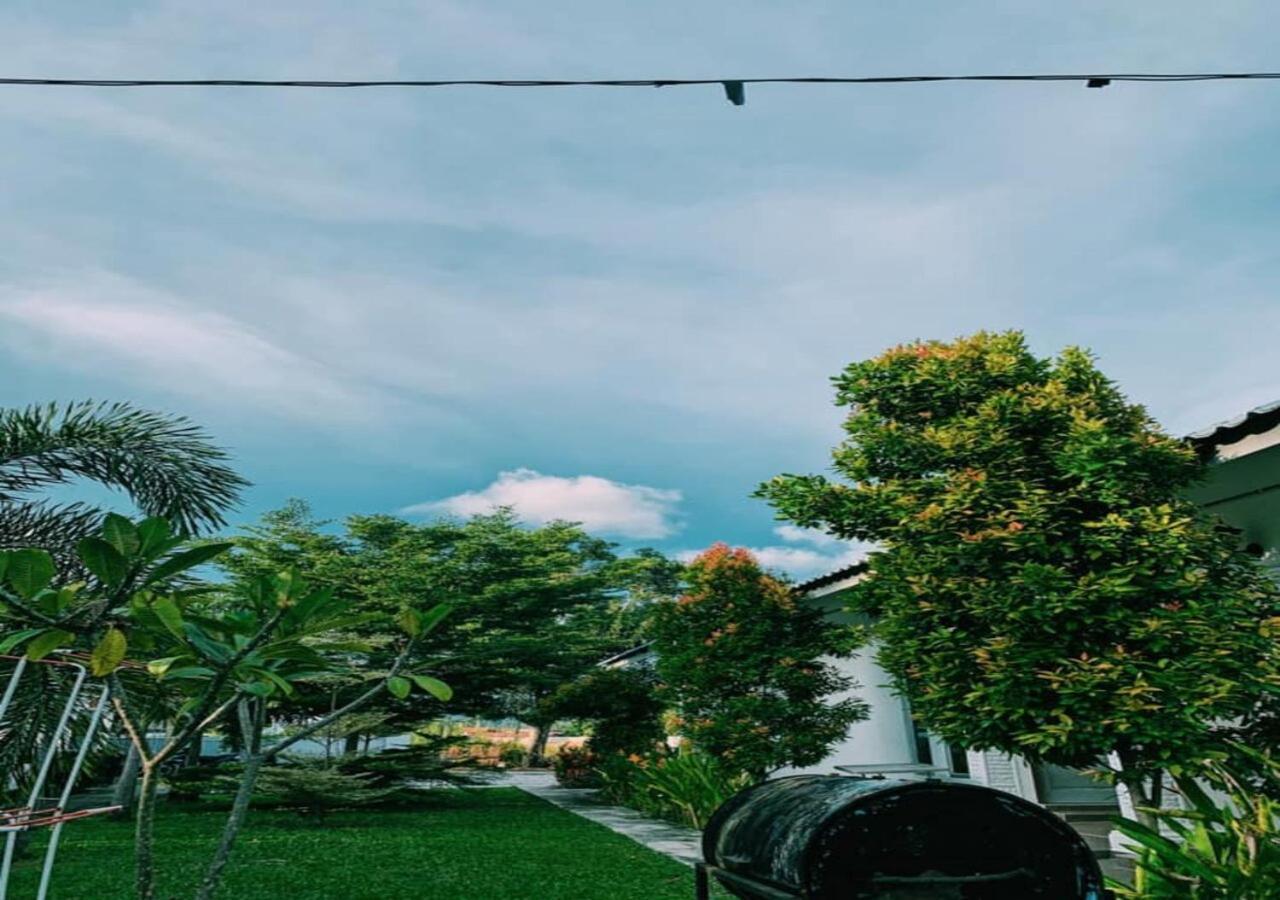 Alpha Motel Pantai Cenang  Buitenkant foto
