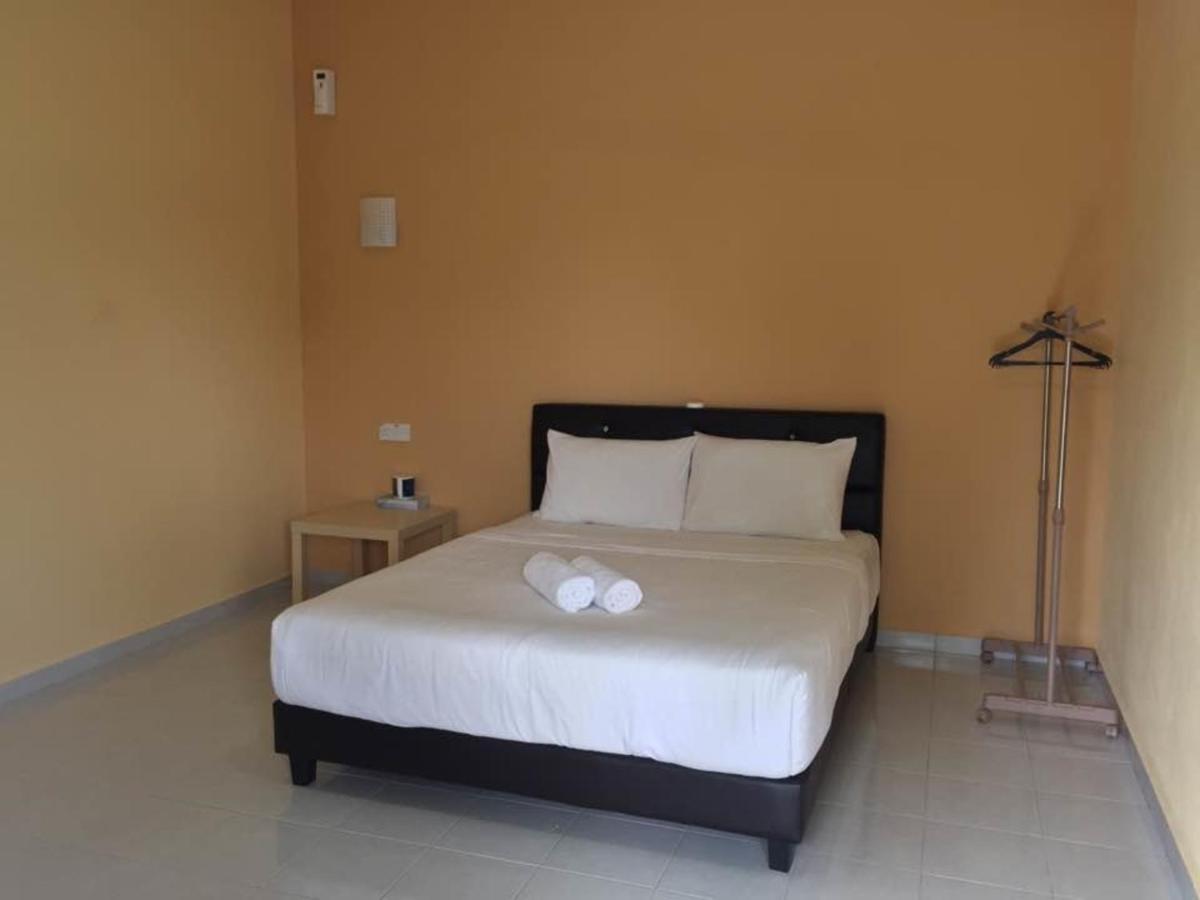 Alpha Motel Pantai Cenang  Buitenkant foto