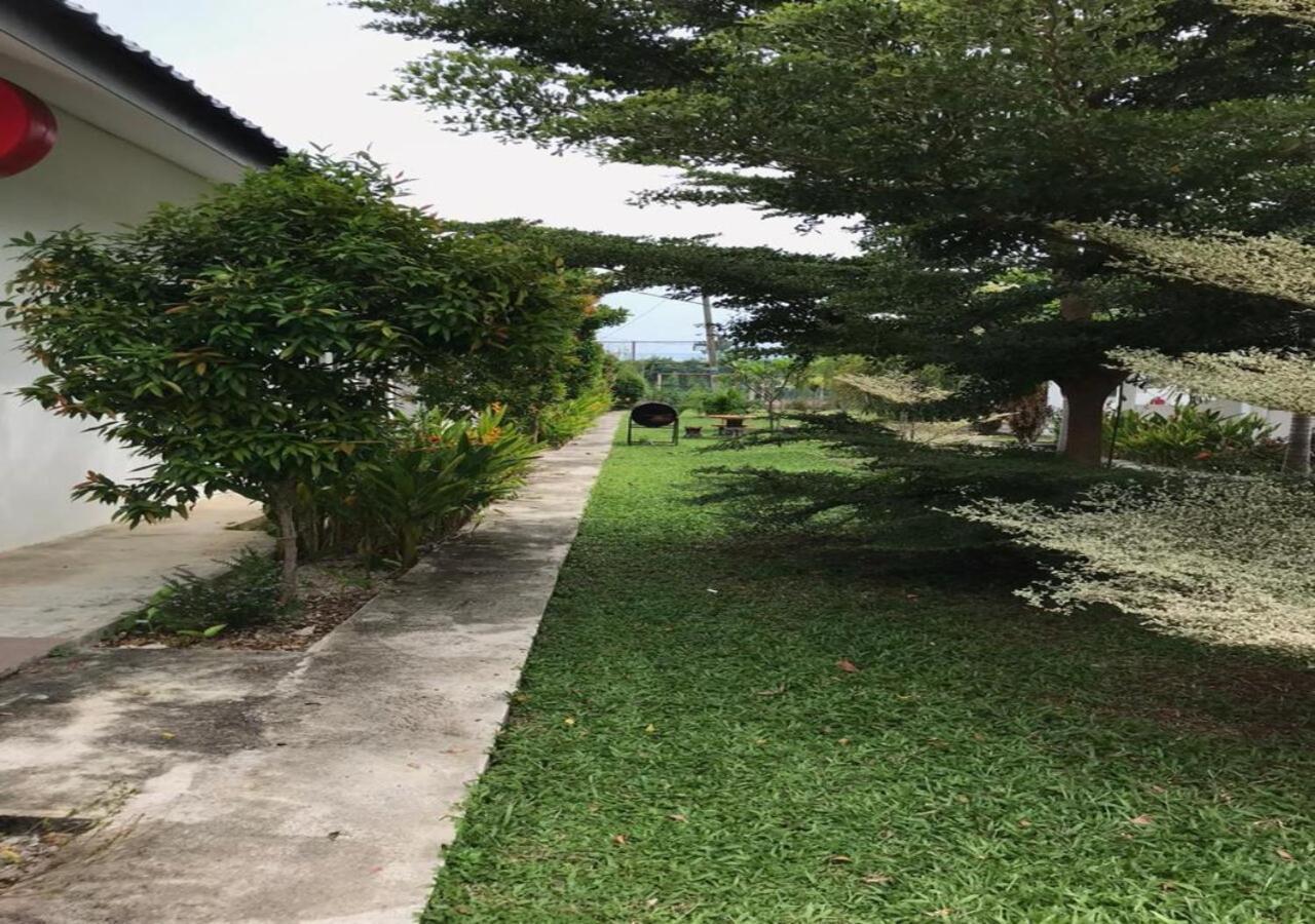 Alpha Motel Pantai Cenang  Buitenkant foto