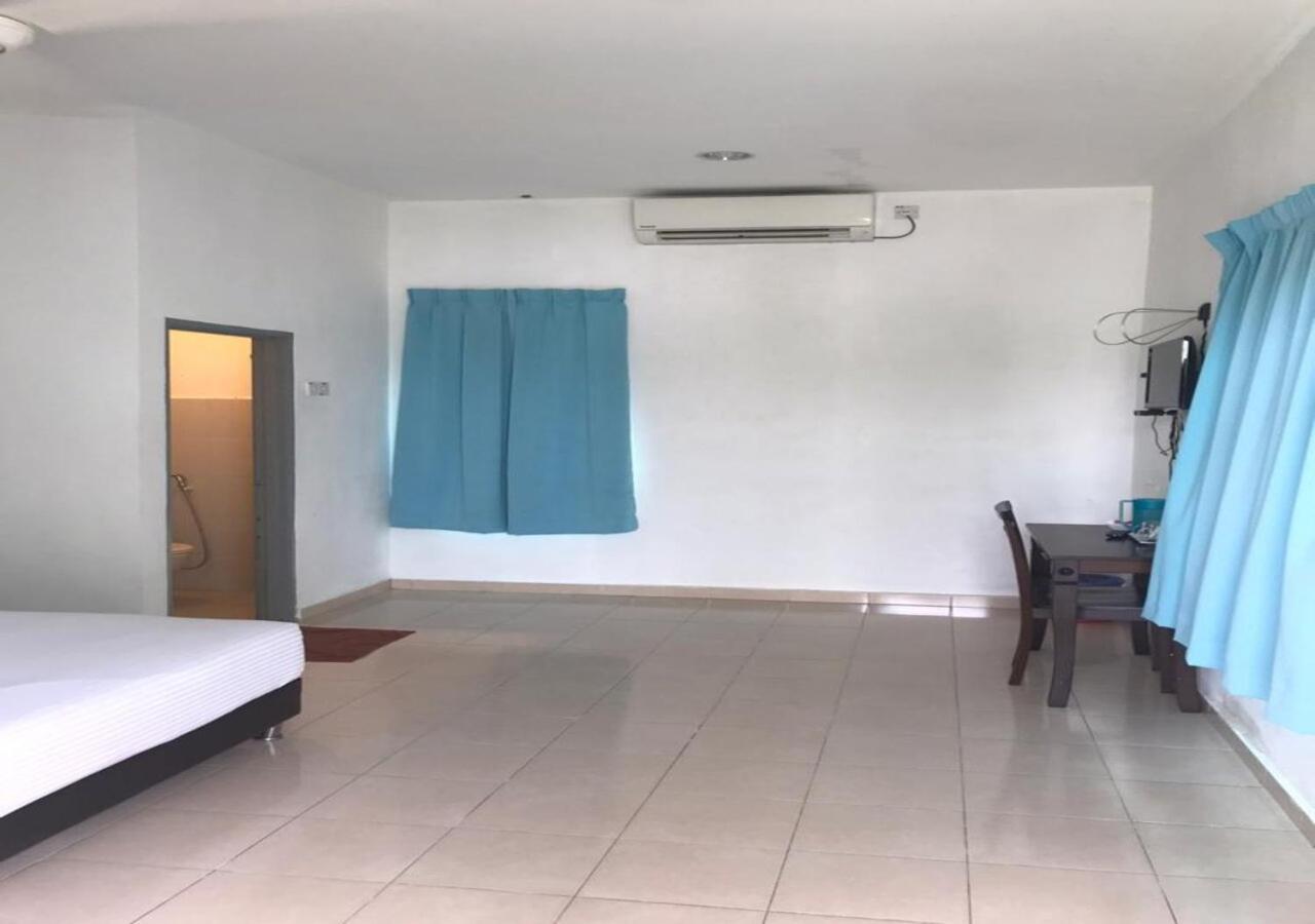 Alpha Motel Pantai Cenang  Buitenkant foto
